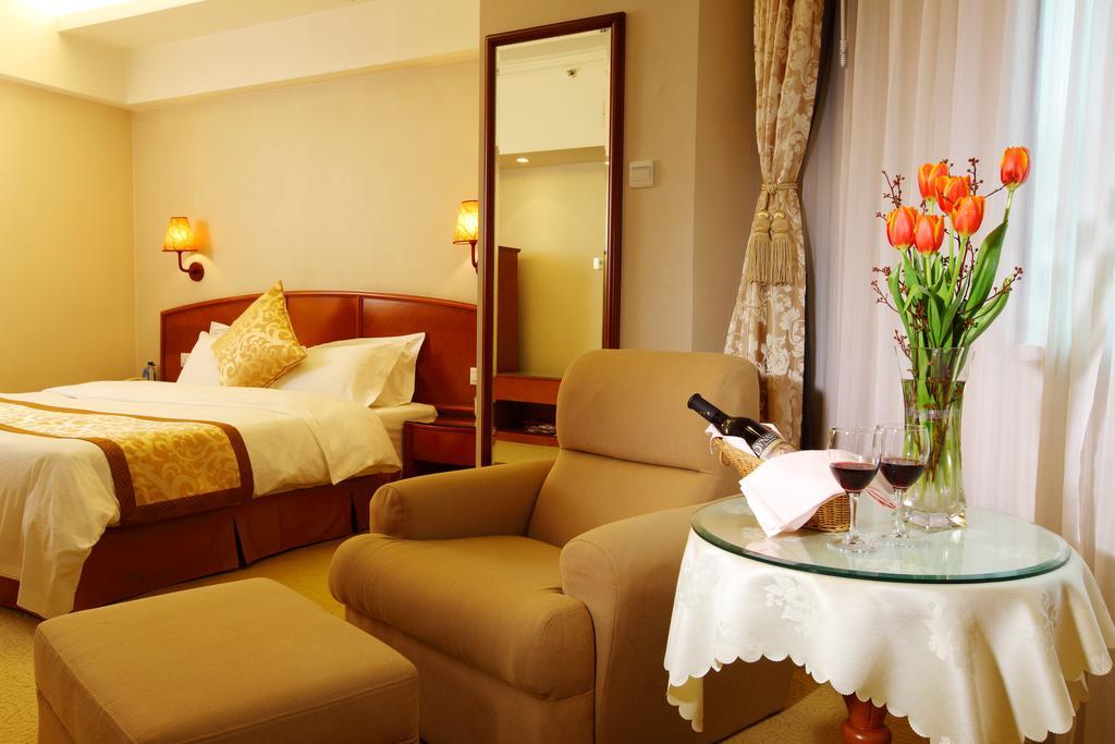 Dolton Resort Hotel Changsha Room photo