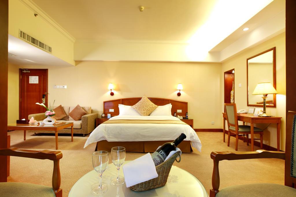 Dolton Resort Hotel Changsha Room photo